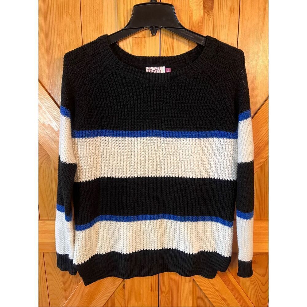 SO Woman’s Sweater Blue & White & Black Striped Size Large (3340)